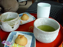 tds03tea.jpg